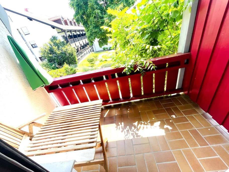 Fewo 20 - Appartement Im Rottalblick - Youngmodern Wohnen, Tiere Willkommen, Bademantelgang Zur Therme, Tv Und Balkon Bad Griesbach Kültér fotó