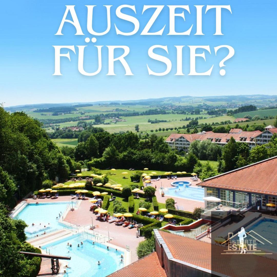 Fewo 20 - Appartement Im Rottalblick - Youngmodern Wohnen, Tiere Willkommen, Bademantelgang Zur Therme, Tv Und Balkon Bad Griesbach Kültér fotó